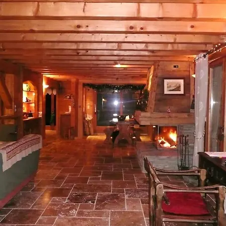 Tres Belle Vue Pour Un De 200 M2 Chalet